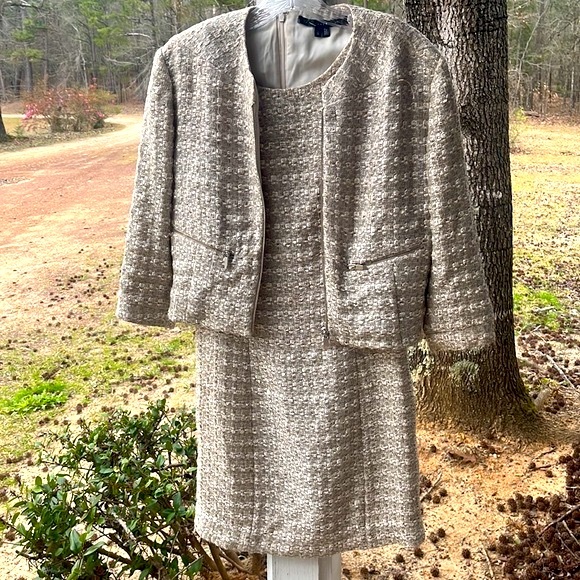 🍂Suit by Theyskens 🍂 - Picture 4 of 9